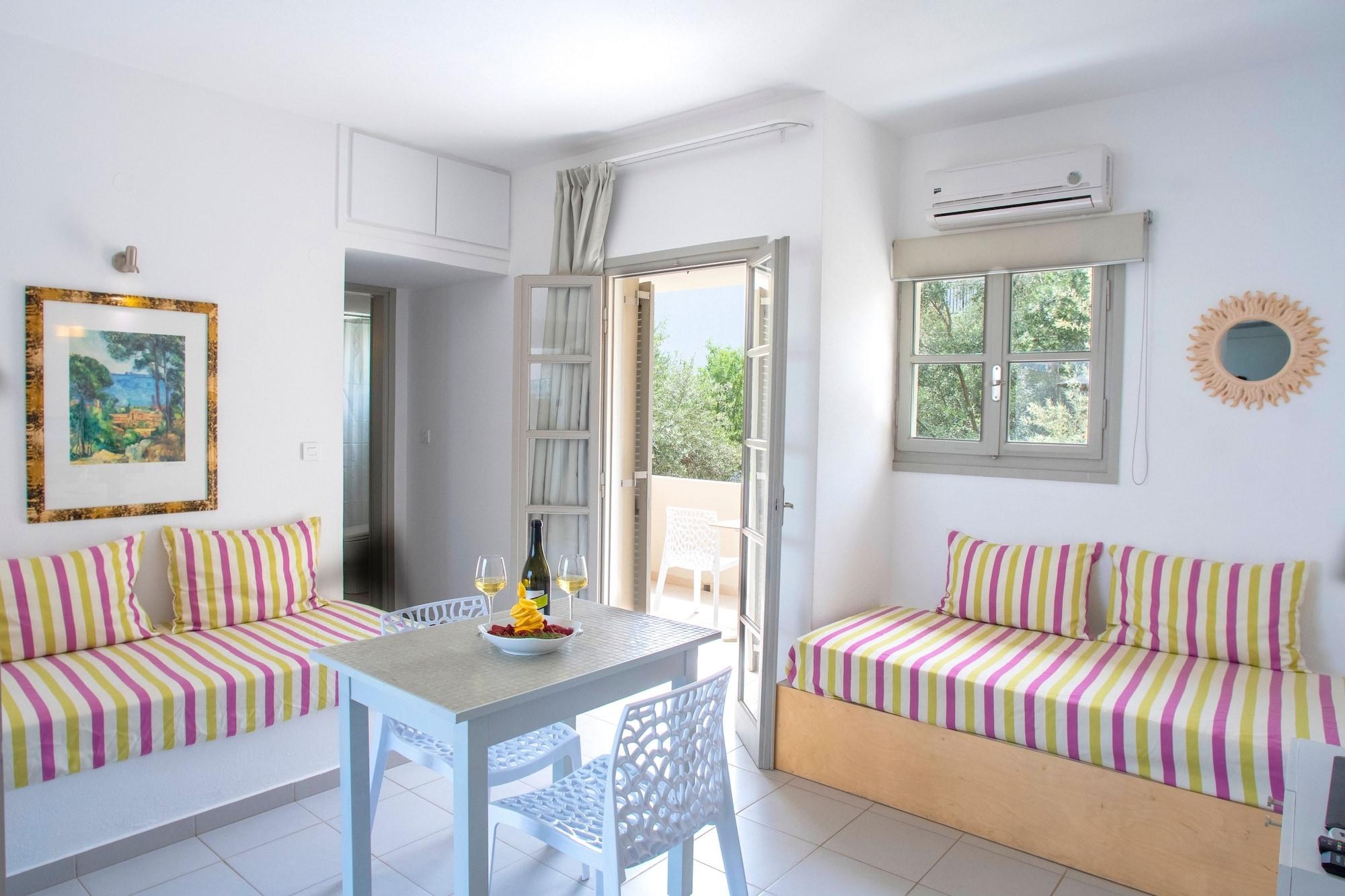 Elounda Garden Suites Heated Pool Exterior photo