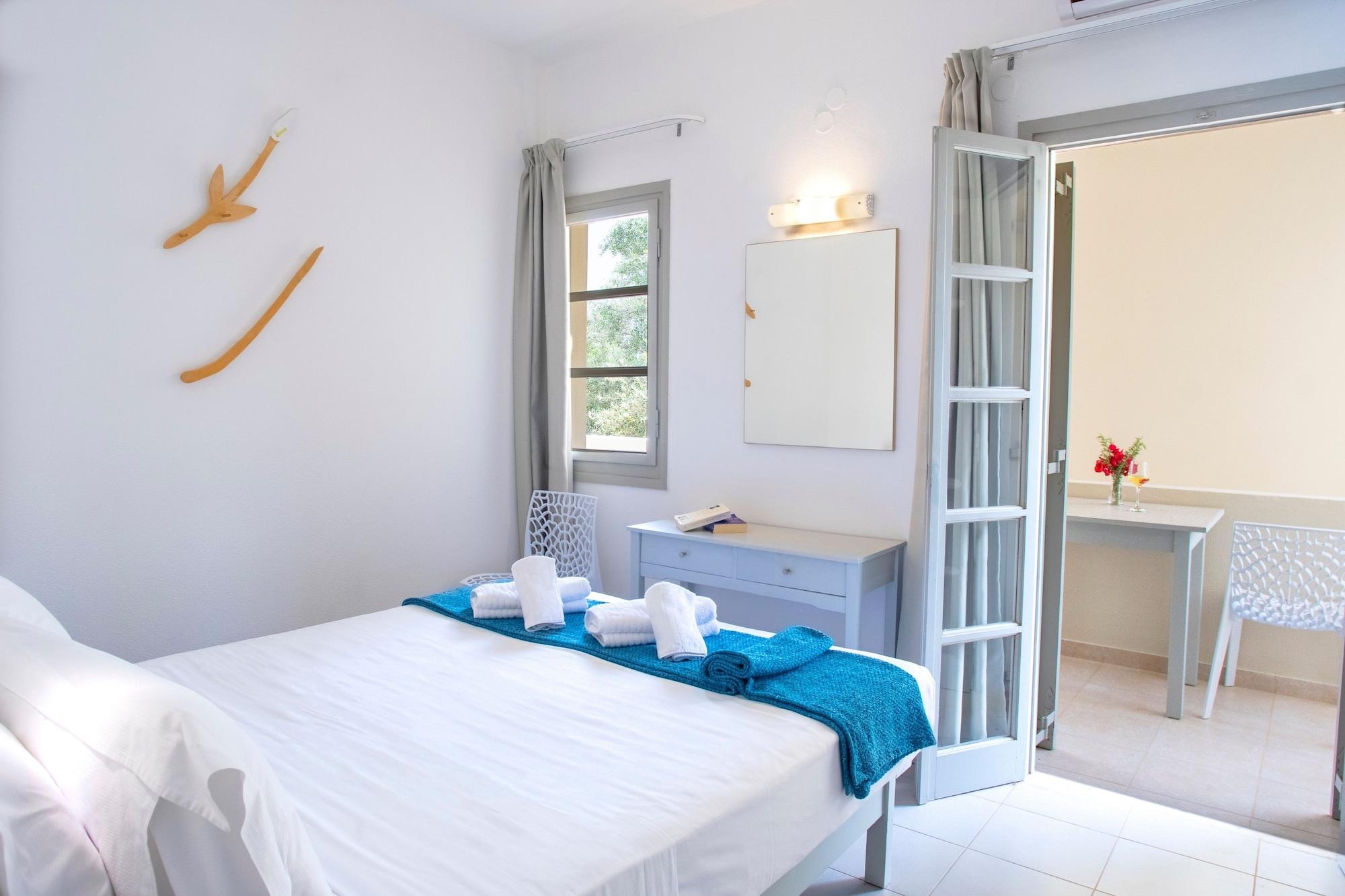Elounda Garden Suites Heated Pool Exterior photo