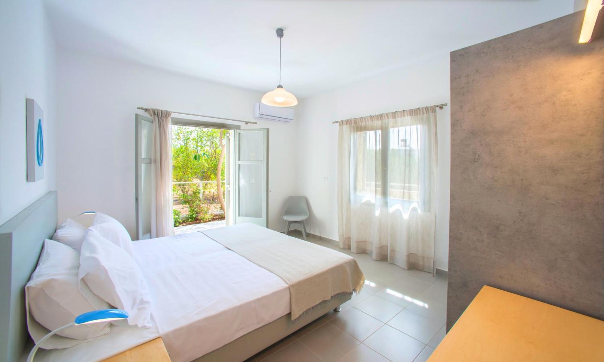 Elounda Garden Suites Heated Pool Room photo